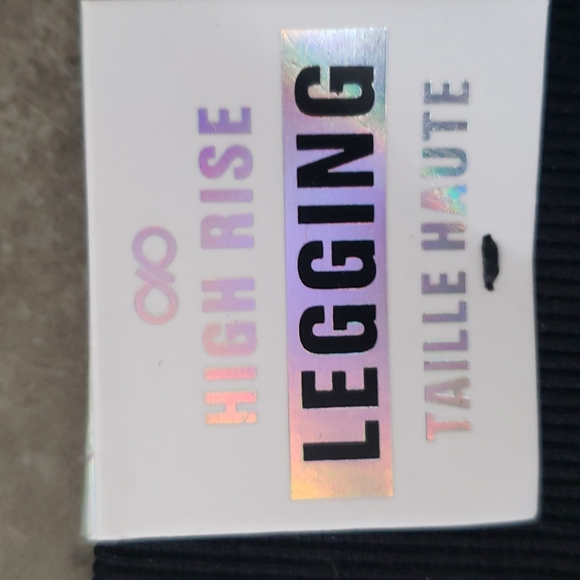 Infinite Workout Leggings - Picture 6 of 9